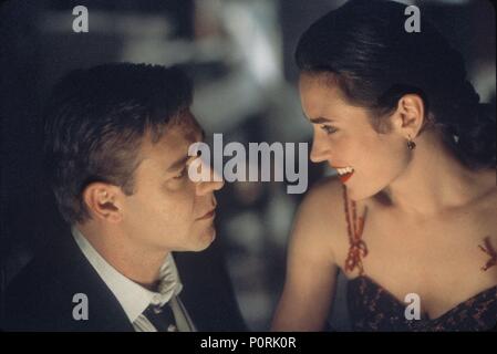 Original Film Title: A BEAUTIFUL MIND.  English Title: A BEAUTIFUL MIND.  Film Director: RON HOWARD.  Year: 2001.  Stars: JENNIFER CONNELLY; RUSSELL CROWE. Credit: UNIVERSAL STUDIOS/DREAMWORKS / REED, ELI / Album Stock Photo