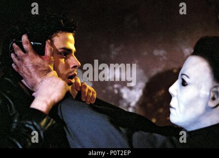 Original Film Title: HALLOWEEN: RÉSURRECTION.  English Title: HALLOWEEN: RÉSURRECTION.  Film Director: RICK ROSENTHAL.  Year: 2002. Copyright: Editorial inside use only. This is a publicly distributed handout. Access rights only, no license of copyright provided. Mandatory authorization to Visual Icon (www.visual-icon.com) is required for the reproduction of this image. Credit: DIMENSION FILMS / Album Stock Photo