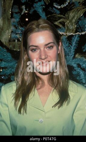 HOLY SMOKE -1999 KATE WINSLET Stock Photo - Alamy