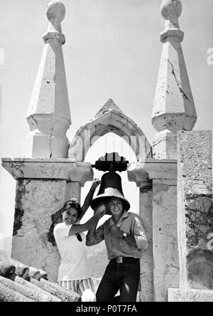 Original Film Title: IL GATTOPARDO. English Title: LEOPARD, THE. Film  Director: LUCHINO VISCONTI. Year: 1963. Stars: ALAIN DELON; CLAUDIA  CARDINALE. Credit: TITANUS / Album Stock Photo - Alamy