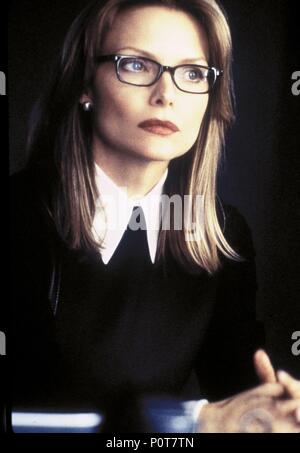 I AM SAM (2001) MICHELLE PFEIFFER IASM 017 Stock Photo - Alamy