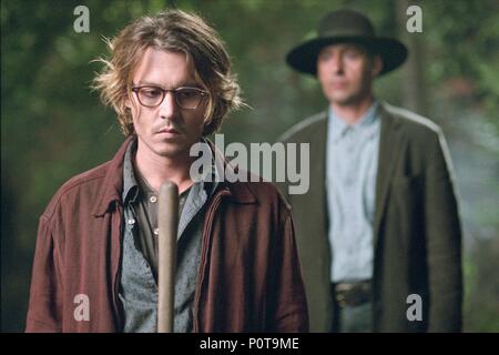 Original Film Title: SECRET WINDOW.  English Title: SECRET WINDOW.  Film Director: DAVID KOEPP.  Year: 2004.  Stars: JOHNNY DEPP. Credit: COLUMBIA PICTURES / Album Stock Photo