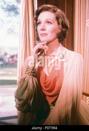 Stars: JULIE ANDREWS Stock Photo - Alamy