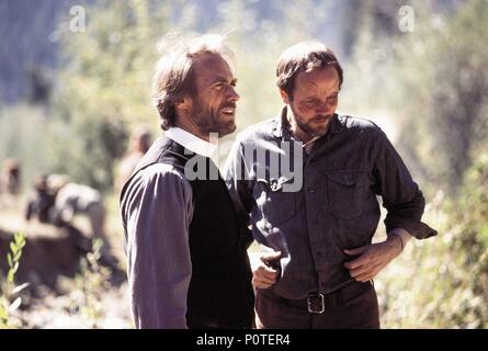 Original Film Title: PALE RIDER.  English Title: PALE RIDER.  Film Director: CLINT EASTWOOD.  Year: 1985.  Stars: CLINT EASTWOOD; MICHAEL MORIARTY. Credit: WARNER BROTHERS / Album Stock Photo