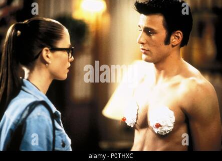Original Film Title: NOT ANOTHER TEEN MOVIE.  English Title: NOT ANOTHER TEEN MOVIE.  Film Director: JOEL GALLEN.  Year: 2001.  Stars: SAHNE; CHRIS EVANS; CHYLER LEIGH. Credit: COLUMBIA PICTURES / TORRES, RICO / Album Stock Photo