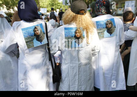 Berlin, Germany. 09th June, 2018. Approximately 2000 participants of the anti-Israel al-Quds demonstration are passing through Berlin. The police accompany the event with the utmost vigilance. Every year it comes to anti-Semitic incitement and crime. The protest now attracts extremists of the political spectrum, from sympathizers of Hamas and Hizballah to neo-Nazis. Motto of the event 'Crusade against Islam? Together against the injustice on the street!'. Credit: Simone Kuhlmey/Pacific Press/Alamy Live News Stock Photo