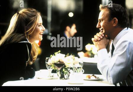 Original Film Title: FOR LOVE OF THE GAME.  English Title: FOR LOVE OF THE GAME.  Film Director: SAM RAIMI.  Year: 1999.  Stars: KELLY PRESTON; KEVIN COSTNER. Credit: UNIVERSAL PICTURES / GLASS, BEN / Album Stock Photo