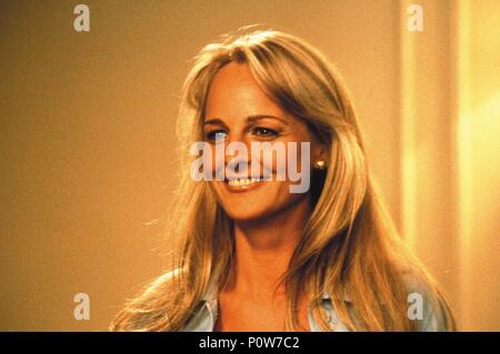 WHAT WOMEN WANT PARAMOUNT PICTURES HELEN HUNT Date: 2000 Stock Photo ...