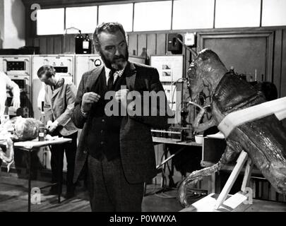 Original Film Title: QUATERMASS AND THE PIT.  English Title: FIVE MILLION YEARS TO EARTH.  Film Director: ROY WARD BAKER.  Year: 1967.  Stars: ANDREW KEIR. Credit: HAMMER / Album Stock Photo