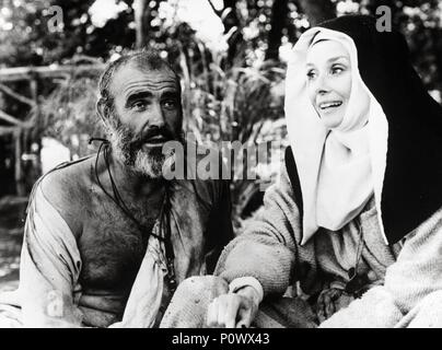Original Film Title: ROBIN AND MARIAN.  English Title: ROBIN AND MARIAN.  Film Director: RICHARD LESTER.  Year: 1976.  Stars: SEAN CONNERY; AUDREY HEPBURN. Credit: COLUMBIA PICTURES / Album Stock Photo