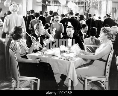 Original Film Title: THE BRIDE WALKS OUT.  English Title: THE BRIDE WALKS OUT.  Film Director: LEIGH JASON.  Year: 1936.  Stars: BARBARA STANWYCK; GENE RAYMOND; NED SPARKS; HELEN BRODERICK. Credit: RKO / Album Stock Photo