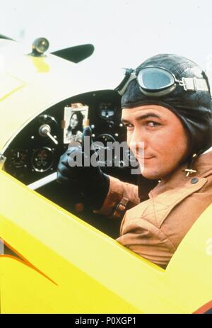 Original Film Title: THE ROCKETEER.  English Title: THE ROCKETEER.  Film Director: JOE JOHNSTON.  Year: 1991.  Stars: BILL CAMPBELL. Credit: TOUCHSTONE PICTURES/SIVER SCREEN PARTNERS IV/GORDON COMPANY / Album Stock Photo