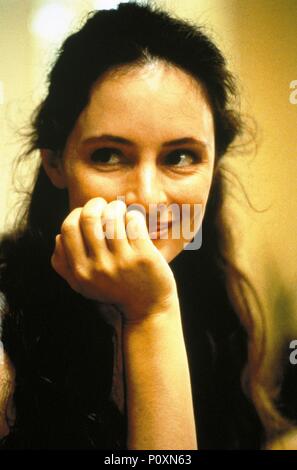 Original Film Title: SHORT CUTS.  English Title: SHORT CUTS.  Film Director: ROBERT ALTMAN.  Year: 1993.  Stars: MADELEINE STOWE. Credit: SPELLING FILMS INTERNATIONAL / Album Stock Photo