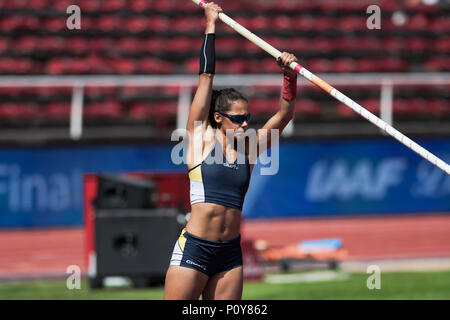 Stockholm, Sweden. 10th Jun, 2018. Woman pole vault with Angelica Bengtsson (SWE) at in Diamond league during the Bauhaus event at the Olympic arena Stockholm Stadion in hot weather. Credit: Stefan Holm/Alamy Live News Stock Photo