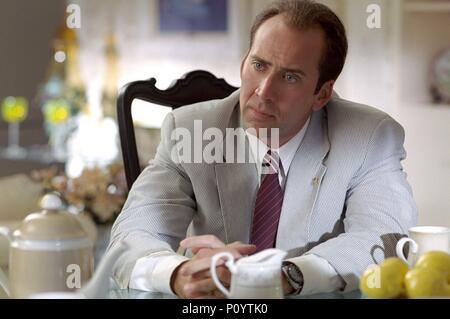 Original Film Title: MATCHSTICK MEN.  English Title: MATCHSTICK MEN.  Film Director: RIDLEY SCOTT.  Year: 2003.  Stars: NICOLAS CAGE. Credit: WARNER BROS. PICTURES / Album Stock Photo