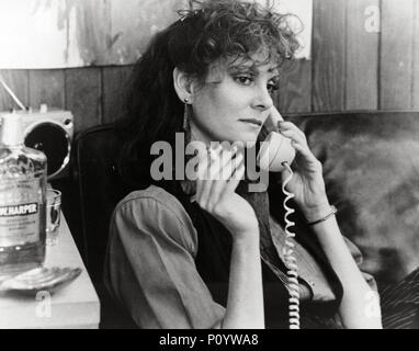 LESLEY ANN WARREN, CHOOSE ME, 1984 Stock Photo - Alamy