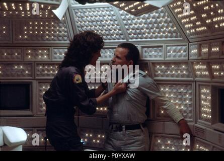 Original Film Title: ALIEN.  English Title: ALIEN.  Film Director: RIDLEY SCOTT.  Year: 1979.  Stars: SIGOURNEY WEAVER; IAN HOLM. Credit: 20TH CENTURY FOX / Album Stock Photo