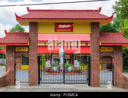 HICKORY, NC, USA-31 MAY 18: A Vietnamese Buddhist Temple, chua phap hoa