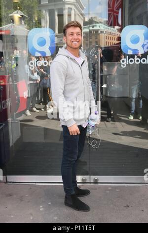 Harry Baron and Sam Thompson from Made in Chelsea seen at Global studios after doing radio interviews  Featuring: Sam Thompson Where: London, United Kingdom When: 10 May 2018 Credit: Michael Wright/WENN.com Stock Photo