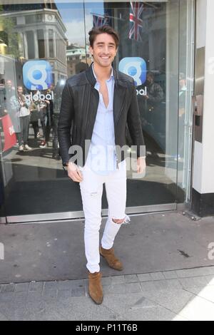 Harry Baron and Sam Thompson from Made in Chelsea seen at Global studios after doing radio interviews  Featuring: Harry Baron Where: London, United Kingdom When: 10 May 2018 Credit: Michael Wright/WENN.com Stock Photo