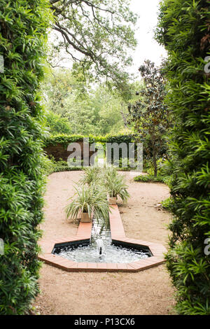 The Canal Garden at Longue Vue House in New Orleans, Louisiana, USA. Stock Photo