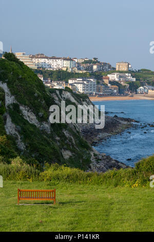 the rugged beautiful and atmospheric coastline of the isle of wight at steephill cove near ventnor on the south side of the island. rocky coast, cliff Stock Photo