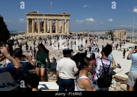 greece tourism industry