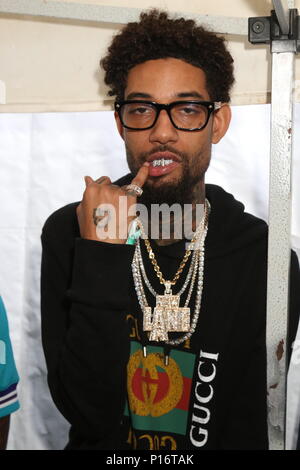 East Rutherford, NJ, USA. 10th June, 2018. PnB Rock at Hot 97 Summer Jam 2018 at MET Life Stadium in East Rutherford, New Jersey on June 10, 2018. Credit: Walik Goshorn/Media Punch/Alamy Live News Stock Photo