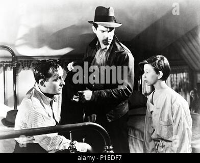 Original Film Title: SING YOU SINNERS.  English Title: SING YOU SINNERS.  Film Director: WESLEY RUGGLES.  Year: 1938.  Stars: FRED MACMURRAY; DONALD O'CONNOR; BING CROSBY. Credit: PARAMOUNT PICTURES / Album Stock Photo