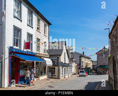 Bookshops on Castle Street/High Town in the town centre, Hay-on-Wye, Powys, Wales, UK Stock Photo