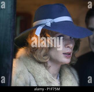 Original Film Title: BREAKFAST ON PLUTO.  English Title: BREAKFAST ON PLUTO.  Film Director: NEIL JORDAN.  Year: 2005.  Stars: CILLIAN MURPHY. Credit: SONY PICTURES CLASSICS / REDMOND, PAT / Album Stock Photo