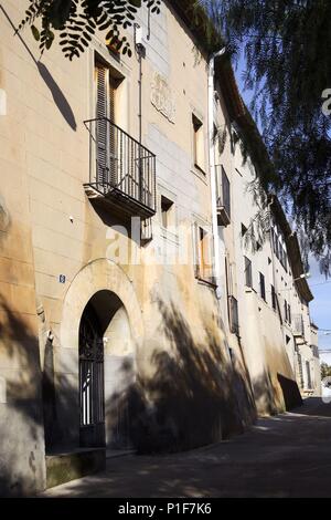 SPAIN - Catalonia - Alt Penedés (district) - Barcelona. La Granada; calle del pueblo. Stock Photo