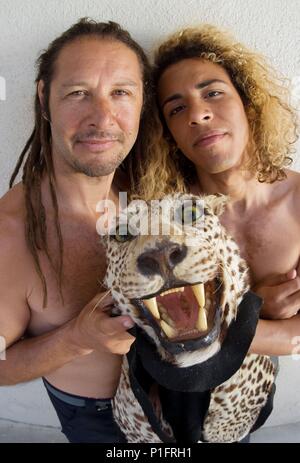 Lords of Dogtown Year: 2005 USA Pablo Schreiber, Heath Ledger Director:  Catherine Hardwicke Stock Photo - Alamy