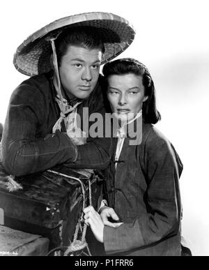 Original Film Title: DRAGON SEED.  English Title: DRAGON SEED.  Film Director: JACK CONWAY; HAROLD S. BUCQUET.  Year: 1944.  Stars: KATHARINE HEPBURN; TURHAN BEY. Credit: M.G.M / Album Stock Photo