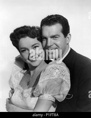 Original Film Title: CAPTAIN EDDIE.  English Title: CAPTAIN EDDIE.  Film Director: LLOYD BACON.  Year: 1945.  Stars: FRED MACMURRAY; LYNN BARI. Credit: 20TH CENTURY FOX/EUREKA / Album Stock Photo