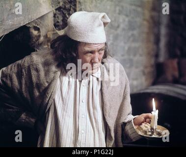 Original Film Title: SCROOGE.  English Title: SCROOGE.  Film Director: RONALD NEAME.  Year: 1970.  Stars: ALBERT FINNEY. Credit: 20TH CENTURY FOX / Album Stock Photo