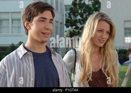 Original Film Title: ACCEPTED.  English Title: ACCEPTED.  Film Director: STEVE PINK.  Year: 2006.  Stars: JUSTIN LONG; BLAKE LIVELY. Credit: UNIVERSAL PICTURES / Album Stock Photo