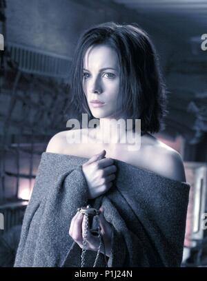 Original Film Title: UNDERWORLD: EVOLUTION.  English Title: UNDERWORLD: EVOLUTION.  Film Director: LEN WISEMAN.  Year: 2006.  Stars: KATE BECKINSALE. Credit: LAKESHORE ENTERTAINMENT/SCREEN GERMS INC. / Album Stock Photo