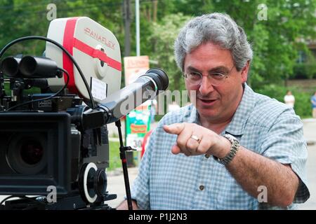 Original Film Title: THE ICE HARVEST.  English Title: THE ICE HARVEST.  Film Director: HAROLD RAMIS.  Year: 2005.  Stars: HAROLD RAMIS. Credit: FOCUS FEATURES/BONA FIDE PRODUCTIONS / HODES, CHUCK / Album Stock Photo