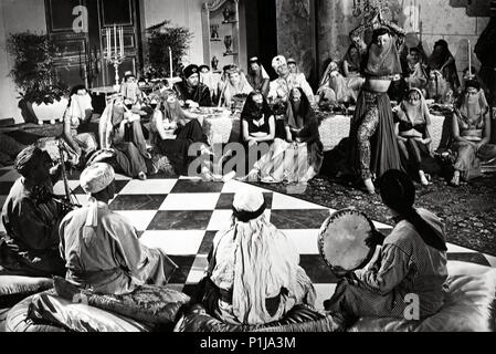 Original Film Title: MAGIC CARPET.  English Title: MAGIC CARPET.  Film Director: LEW LANDERS.  Year: 1951. Credit: COLUMBIA PICTURES / Album Stock Photo