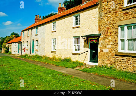 Cottages at Piercebridge, Borough of Darlington, County Durham, England Stock Photo