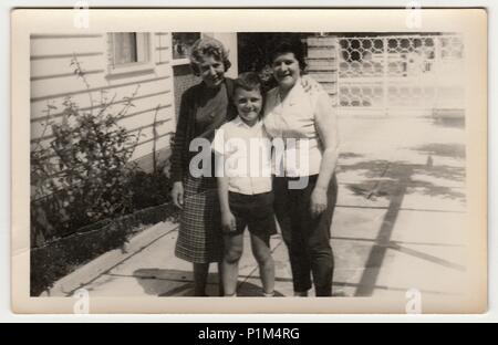 Australian women 1950s hi-res stock photography and images - Alamy