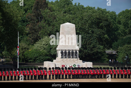 9 June 2018, London, UK. Trooping the Colour ceremony in Horse Guards Parade, The Queens Birthday Parade. Credit: Malcolm Park/Alamy Stock Photo