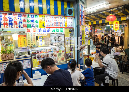 Famous,Shilin,night,street,eating,out,food,market,biggest,in,Taiwan,Shi Lin,District,Taipei,Taiwan,China,Chinese,Republic of China,ROC,Asia,Asian, Stock Photo