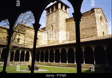 Sant Joan de les Abadesses, Sant Joan monastery; gothic church and cloister (El Ripollés region). Stock Photo