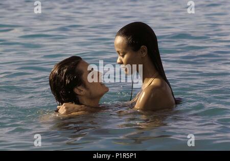 Original Film Title: HAVEN.  English Title: HAVEN.  Film Director: FRANK E. FLOWERS.  Year: 2004.  Stars: ORLANDO BLOOM; ZOE SALDANA. Credit: EL CAMINO PICTURES/BOB YARI PRODUCT./WHATEVER PICTURES / Album Stock Photo