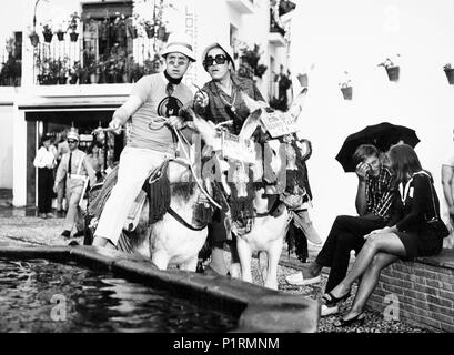 Original film title CUIDADO CON LAS PERSONAS FORMALES. English title