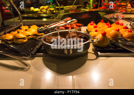 Dining Room Buffet aboard the luxury abstract cruise ship Stock Photo