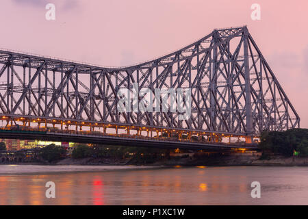 Howrah bridge - The historic cantilever bridge on the river Hooghly during the night in Kolkata, India Stock Photo