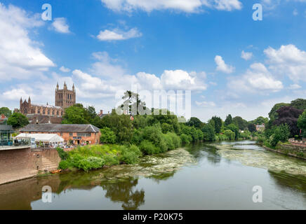 View of the River Wye and Hereford Cathedral from St Martin's Street Bridge, Hereford, Herefordshire, England, UK Stock Photo